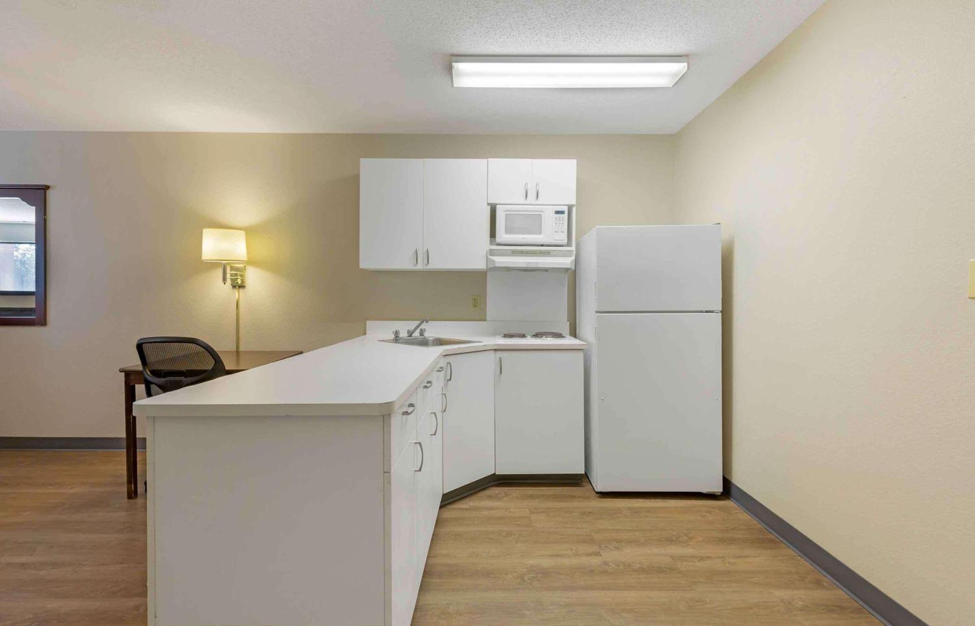 Extended Stay America Select Suites - Hartford - Manchester Ngoại thất bức ảnh