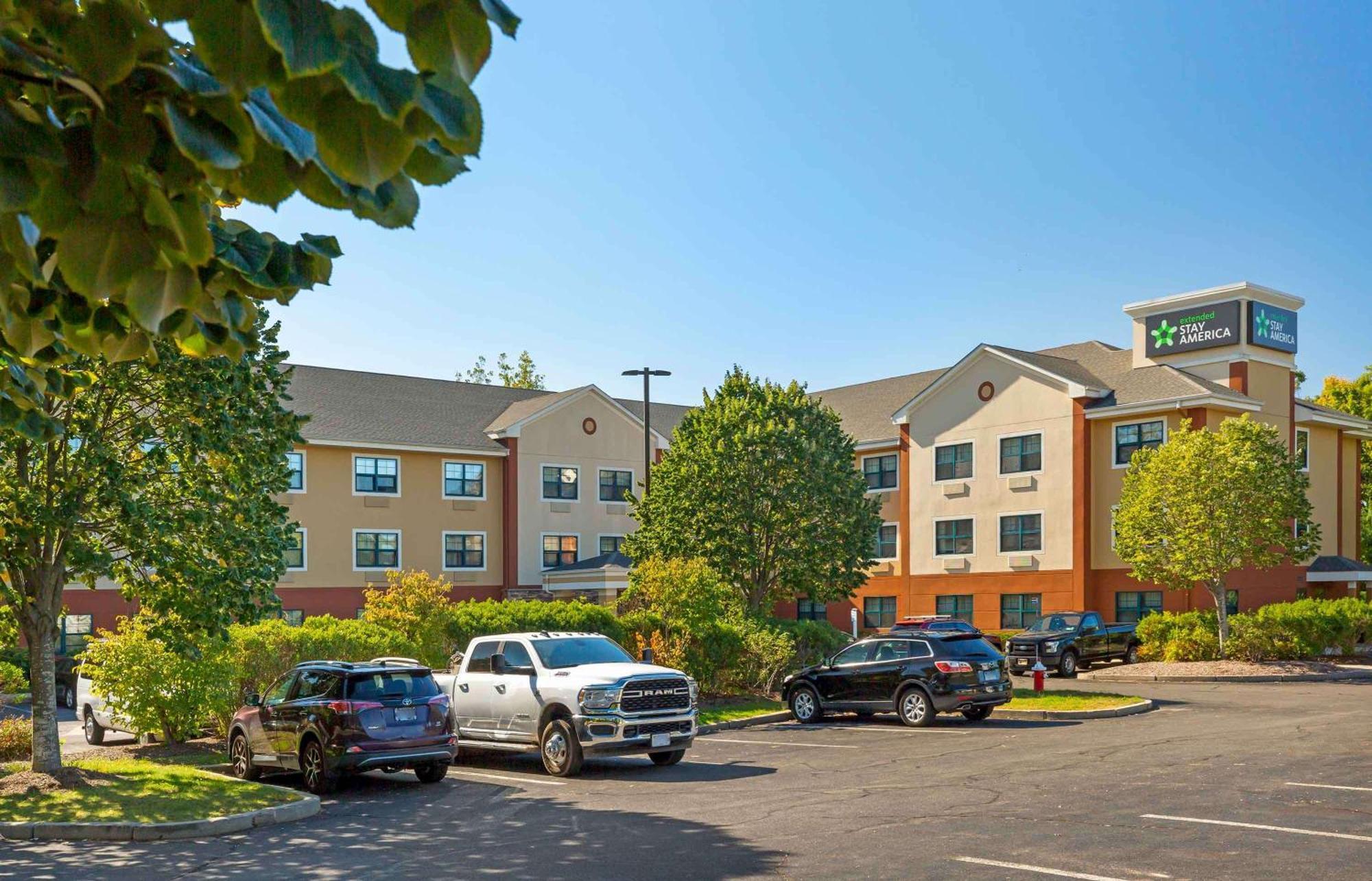 Extended Stay America Select Suites - Hartford - Manchester Ngoại thất bức ảnh